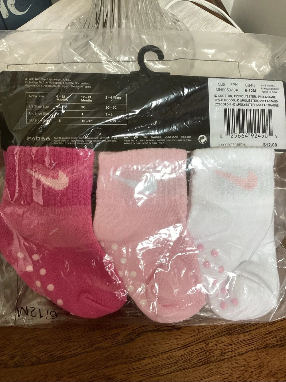 Nike Baby nonslip Grip Socks Set of 3. Pink, new with tags. Girls 6-12 months